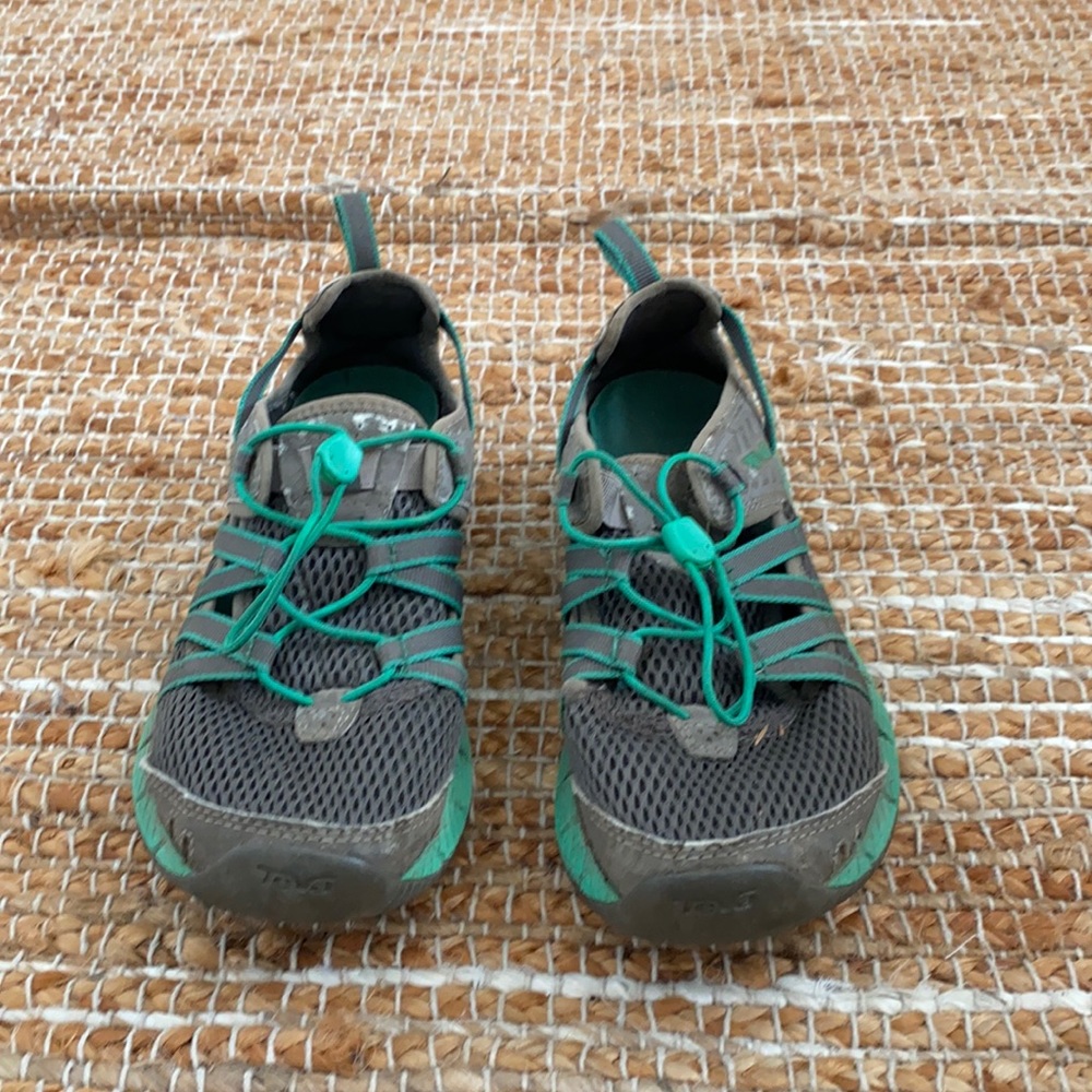 TEVA tennis shoes